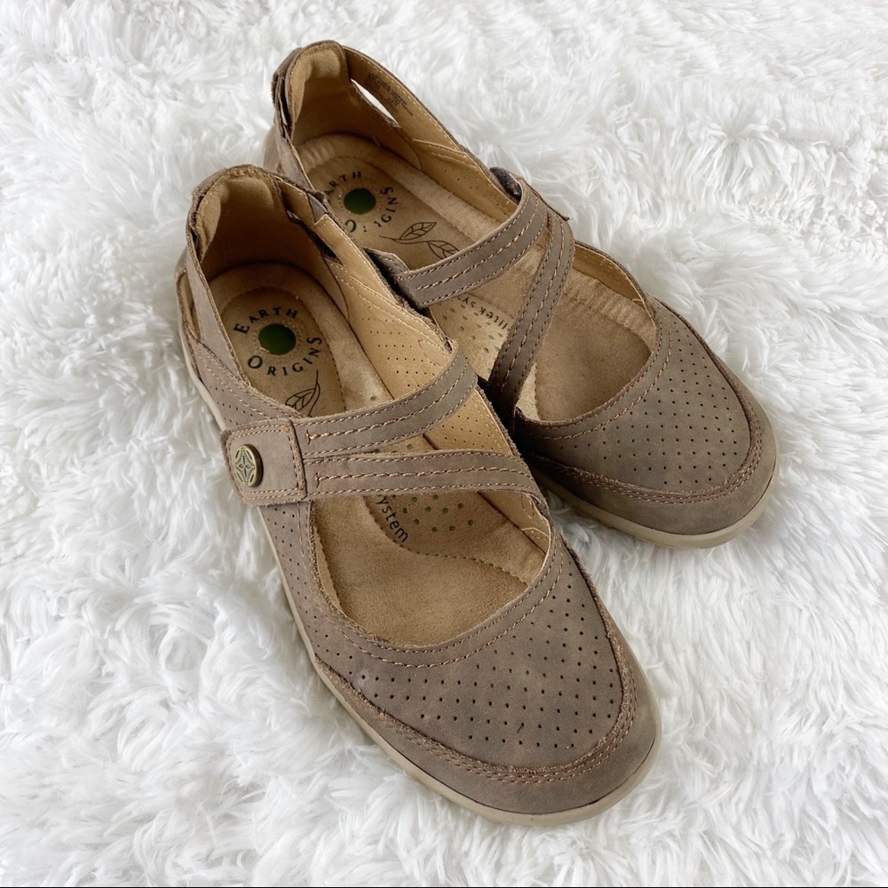 Earth Origins Remy MaryJane Style Suede leather Shoe 7M